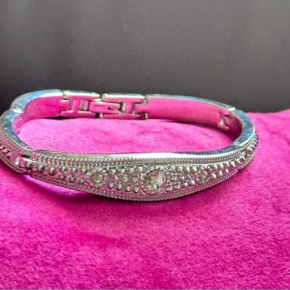 Vintage-Inspired Silver Crystal Bracelet Pave stones Panel Links 7-7.5 4343